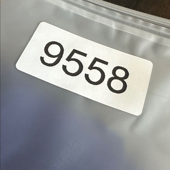 EUC GapFit Women's Blue Athletic Tank Top - Size Medium - Picture 5 of 5